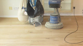 Polishing engineered wood flooring | {COMPANY_NAME}